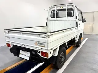 1994 Subaru Sambar Truck — White 4WD Kei Trucks, photo 4 of 26