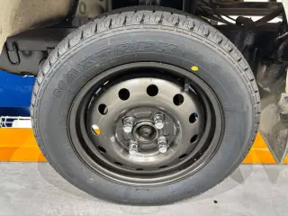 1994 Subaru Sambar Truck — White 4WD Kei Trucks, photo 16 of 24