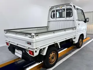 1994 Subaru Sambar Truck — White 4WD Kei Trucks, photo 4 of 27