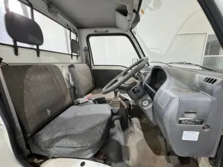 1994 Subaru Sambar Truck — White 4WD Kei Trucks, photo 8 of 22