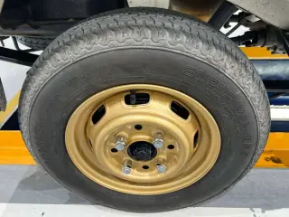 1995 Daihatsu Hijet Truck — White 4WD Kei Trucks, photo 16 of 25