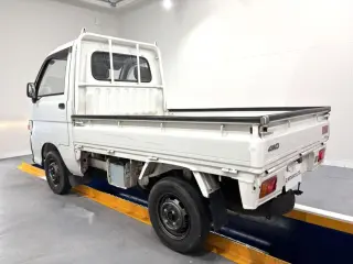 1995 Daihatsu Hijet Truck — White 4WD Kei Trucks, photo 3 of 23