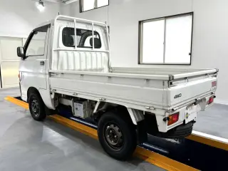 1995 Daihatsu Hijet Truck — White 4WD Kei Trucks, photo 3 of 23