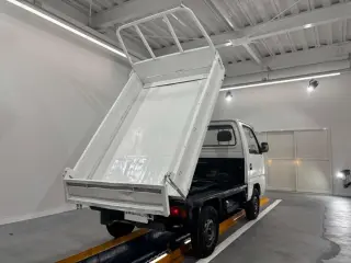 1995 Honda Acty Truck Dump — White 4WD Kei Trucks, photo 5 of 28