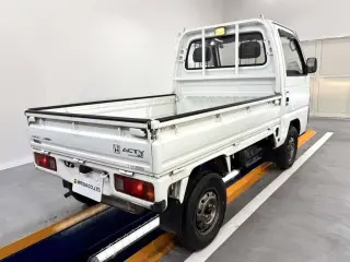 White 1995 Honda Acty Truck, 4-Speed Manual, imported kei truck, stock KTD-0618 (photo 4)