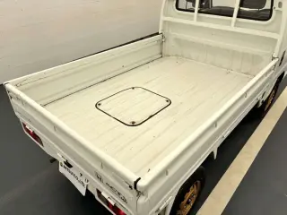 White 1995 Honda Acty Truck 4WD kei truck for sale, stock KTD-0619 (photo 5)