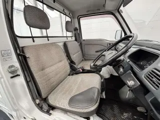 White 1995 Honda Acty Truck 4WD kei truck for sale, stock KTD-0619 (photo 9)