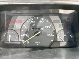 1995 Honda Acty Truck — White 4WD Kei Trucks, photo 8 of 24