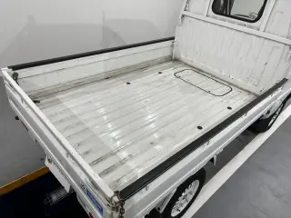 White 1995 Mitsubishi Minicab Truck 4WD kei truck for sale, stock KTD-0627 (photo 5)
