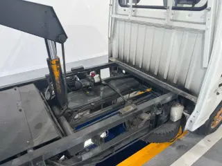 White 1995 Subaru Sambar Truck Dump, 49,700 miles, EN07 660 cc, stock KTD-0628 (photo 6)
