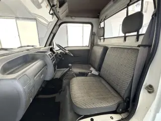 1995 Subaru Sambar Truck — White 4WD Kei Trucks, photo 10 of 22