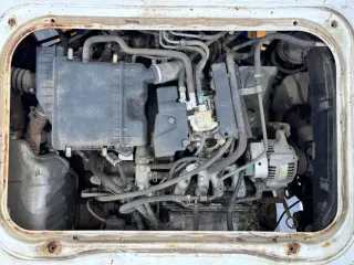 1995 Subaru Sambar Truck — White 4WD Kei Trucks, photo 8 of 25