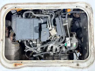 1995 Subaru Sambar Truck — White 4WD Kei Trucks, photo 8 of 25