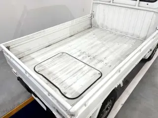 1995 Subaru Sambar Truck — White 4WD Kei Trucks, photo 5 of 25