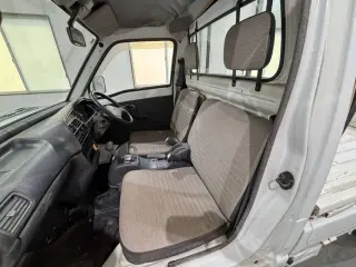 White 1995 Suzuki Carry Truck, 50,300 miles, F6A 660 cc, stock KTD-0639 (photo 10)