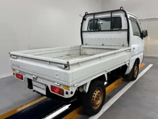 White 1995 Suzuki Carry Truck, Automatic, imported kei truck, stock KTD-0639 (photo 4)
