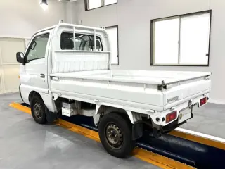 1995 Suzuki Carry Truck, Kei Truck / Mini Truck, right-hand drive Japanese import, stock KTD-0640 (photo 3)