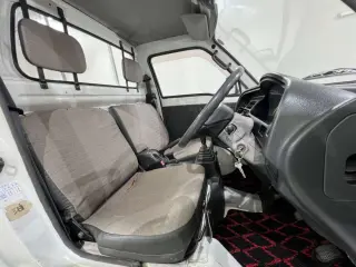 1995 Suzuki Carry Truck — White 4WD Kei Trucks, photo 8 of 26