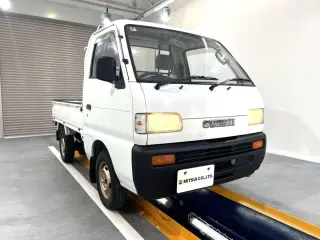 1995 Suzuki Carry Truck — White 4WD Kei Trucks, photo 1 of 26