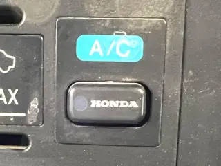 1996 Honda Acty Truck — White 2WD Kei Trucks, photo 14 of 27
