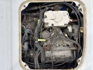 1996 Honda Acty Truck — White 4WD Kei Trucks, photo 7 of 26