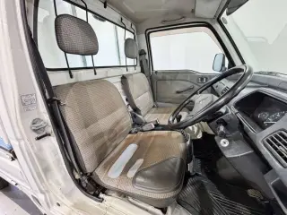 1996 Honda Acty Truck — White 4WD Kei Trucks, photo 9 of 25