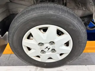 White 1996 Honda Acty Truck 4WD kei truck for sale, stock KTD-0656 (photo 13)