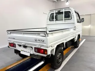 White 1996 Honda Acty Truck, 5-Speed Manual, imported kei truck, stock KTD-0657 (photo 4)