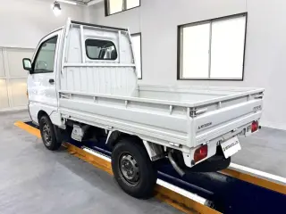 1996 Mitsubishi Minicab Truck — White 4WD Kei Trucks, photo 3 of 23