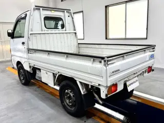 1996 Mitsubishi Minicab Truck, Kei Truck / Mini Truck, right-hand drive Japanese import, stock KTD-0661 (photo 3)
