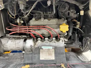 1996 Subaru Sambar Truck — White 2WD Kei Trucks, photo 7 of 27