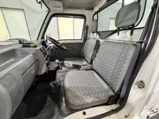 1996 Subaru Sambar Truck — White 2WD Kei Trucks, photo 11 of 27