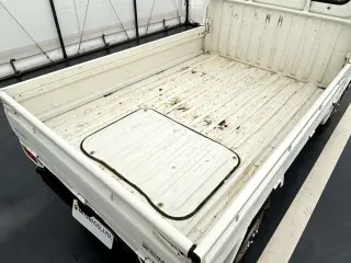 White 1996 Subaru Sambar Truck 4WD kei truck for sale, stock KTD-0666 (photo 5)