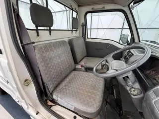 White 1996 Subaru Sambar Truck 4WD kei truck for sale, stock KTD-0666 (photo 9)