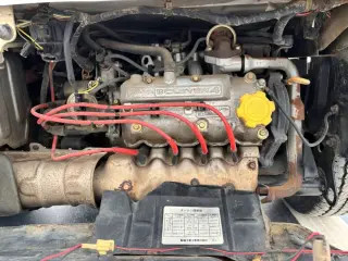 1996 Subaru Sambar Truck, Kei Truck / Mini Truck, right-hand drive Japanese import, stock KTD-0668 (photo 7)