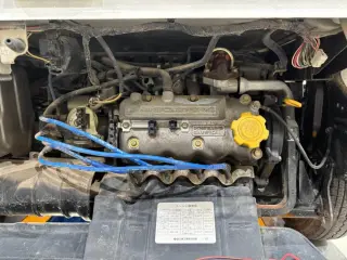 1996 Subaru Sambar Truck, Kei Truck / Mini Truck, right-hand drive Japanese import, stock KTD-0670 (photo 7)
