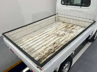 1996 Suzuki Carry Truck — White 2WD Kei Trucks, photo 5 of 21