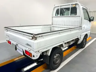 1996 Suzuki Carry Truck — White 4WD Kei Trucks, photo 4 of 26