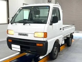 1996 Suzuki Carry Truck — White 4WD Kei Trucks, photo 2 of 26