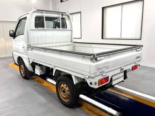 1996 Suzuki Carry Truck — White 4WD Kei Trucks, photo 3 of 26