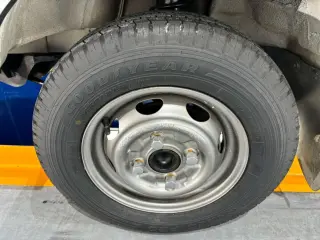 1997 Daihatsu Hijet Truck — White 2WD Kei Trucks, photo 16 of 23