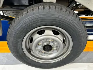 1997 Daihatsu Hijet Truck — White 2WD Kei Trucks, photo 14 of 23