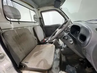 1997 Daihatsu Hijet Truck — White 4WD Kei Trucks, photo 8 of 25