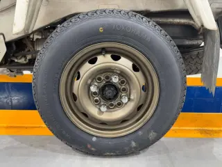 1997 Daihatsu Hijet Truck — White 4WD Kei Trucks, photo 17 of 25