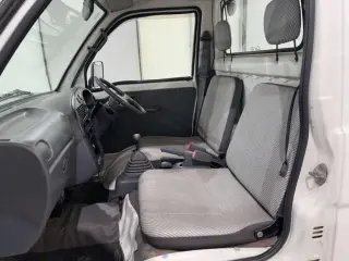 1997 Daihatsu Hijet Truck — White 4WD Kei Trucks, photo 10 of 25