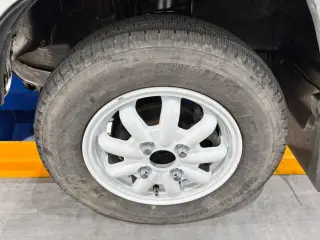 Silver 1997 Honda Acty Truck 2WD kei truck for sale, stock KTD-0680 (photo 17)