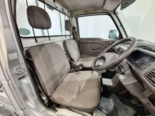 Silver 1997 Honda Acty Truck 2WD kei truck for sale, stock KTD-0680 (photo 9)