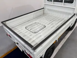 1997 Honda Acty Truck — White 2WD Kei Trucks, photo 5 of 27