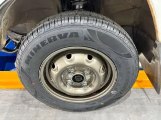 1997 Honda Acty Truck — White 4WD Kei Trucks, photo 16 of 24