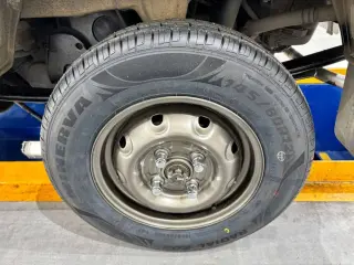 1997 Honda Acty Truck — White 4WD Kei Trucks, photo 15 of 24